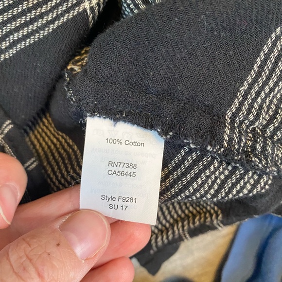 Madewell Off-Shoulder Plaid Blouse Black White - Picture 10 of 11